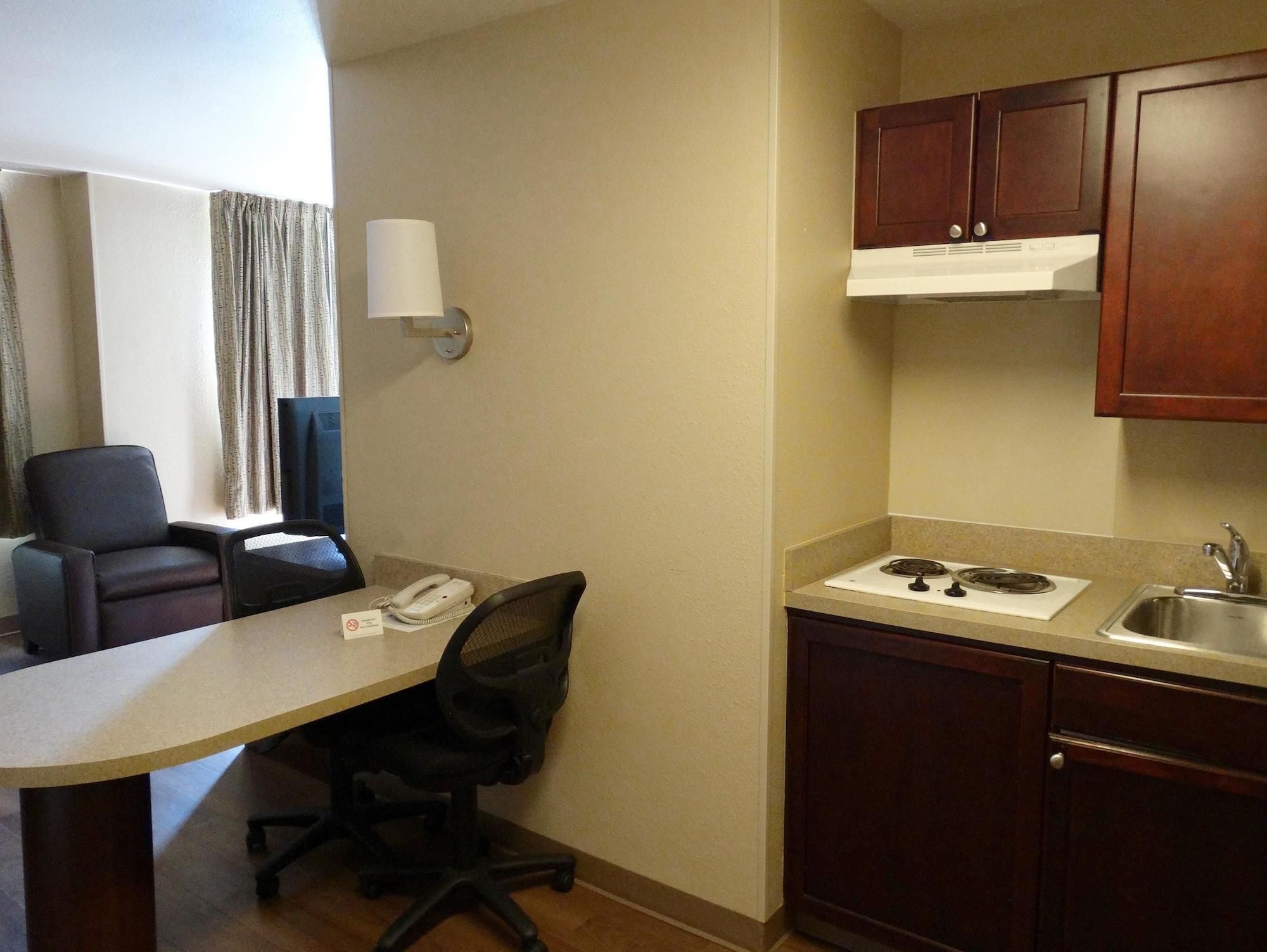 וובסטר Lonestar Suites מראה חיצוני תמונה