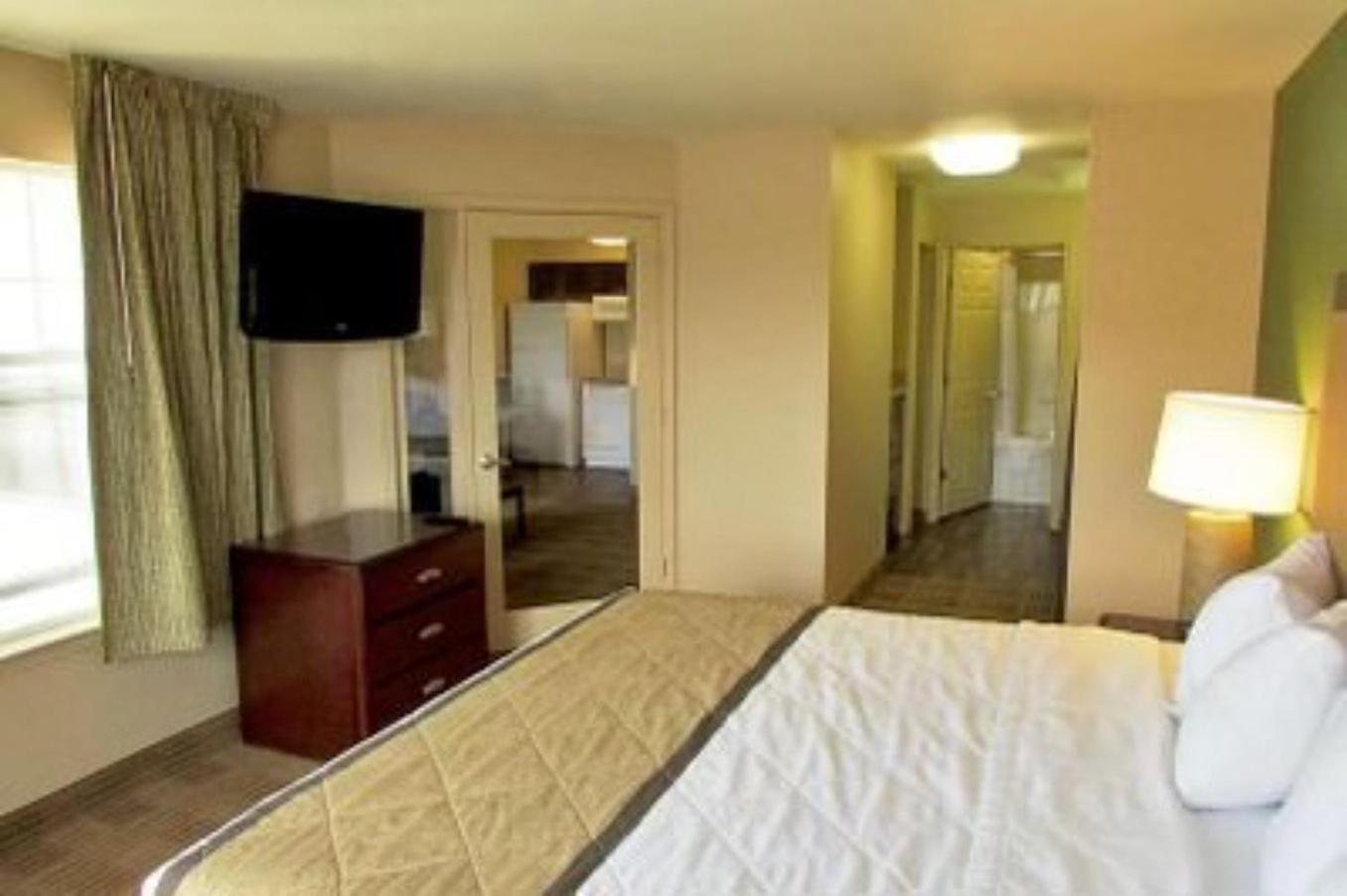וובסטר Lonestar Suites מראה חיצוני תמונה