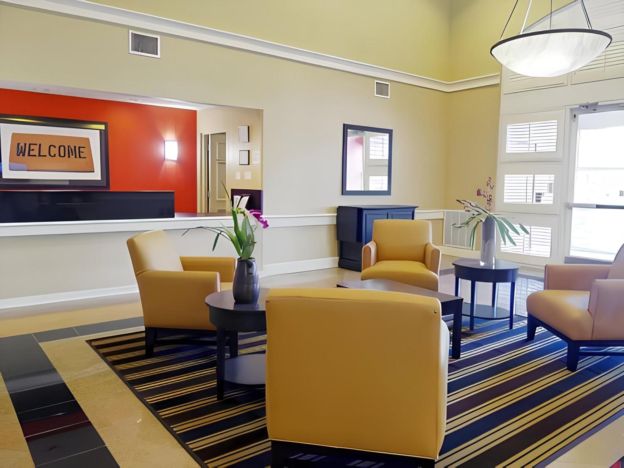 וובסטר Lonestar Suites מראה חיצוני תמונה