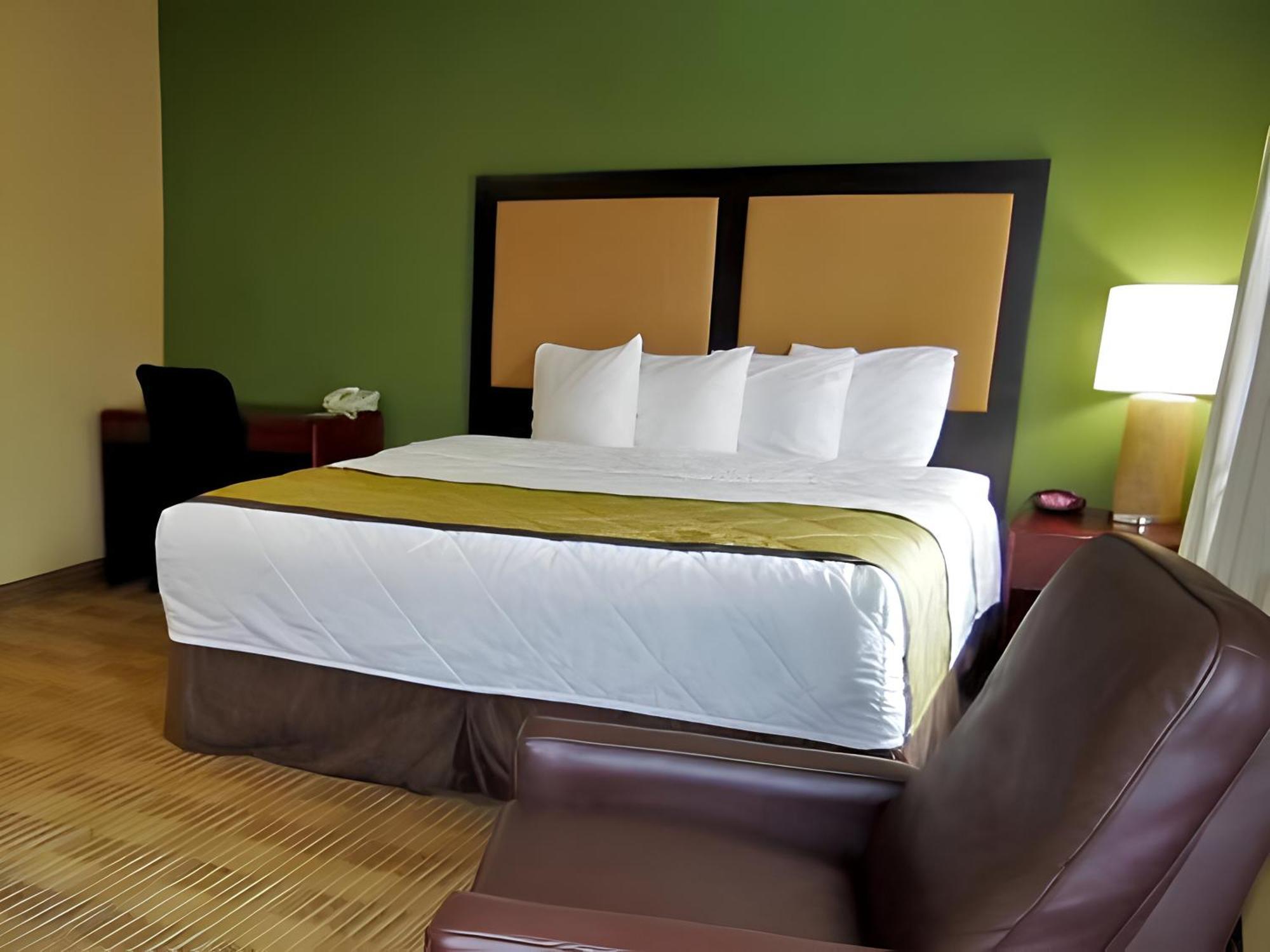 וובסטר Lonestar Suites מראה חיצוני תמונה